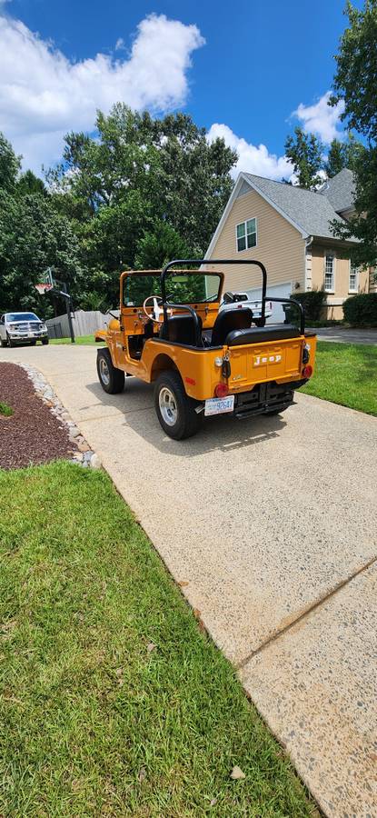 Jeep-cj5-1973-orange-10