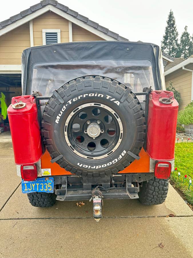 Jeep-cj5-1974-orange-1