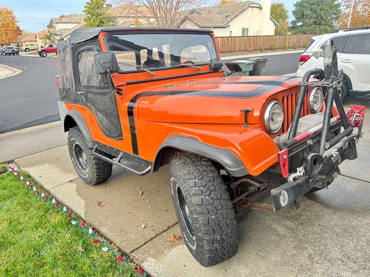 Jeep-cj5-1974-orange-2