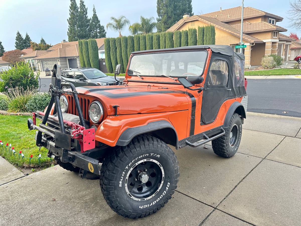 Jeep-cj5-1974-orange-3
