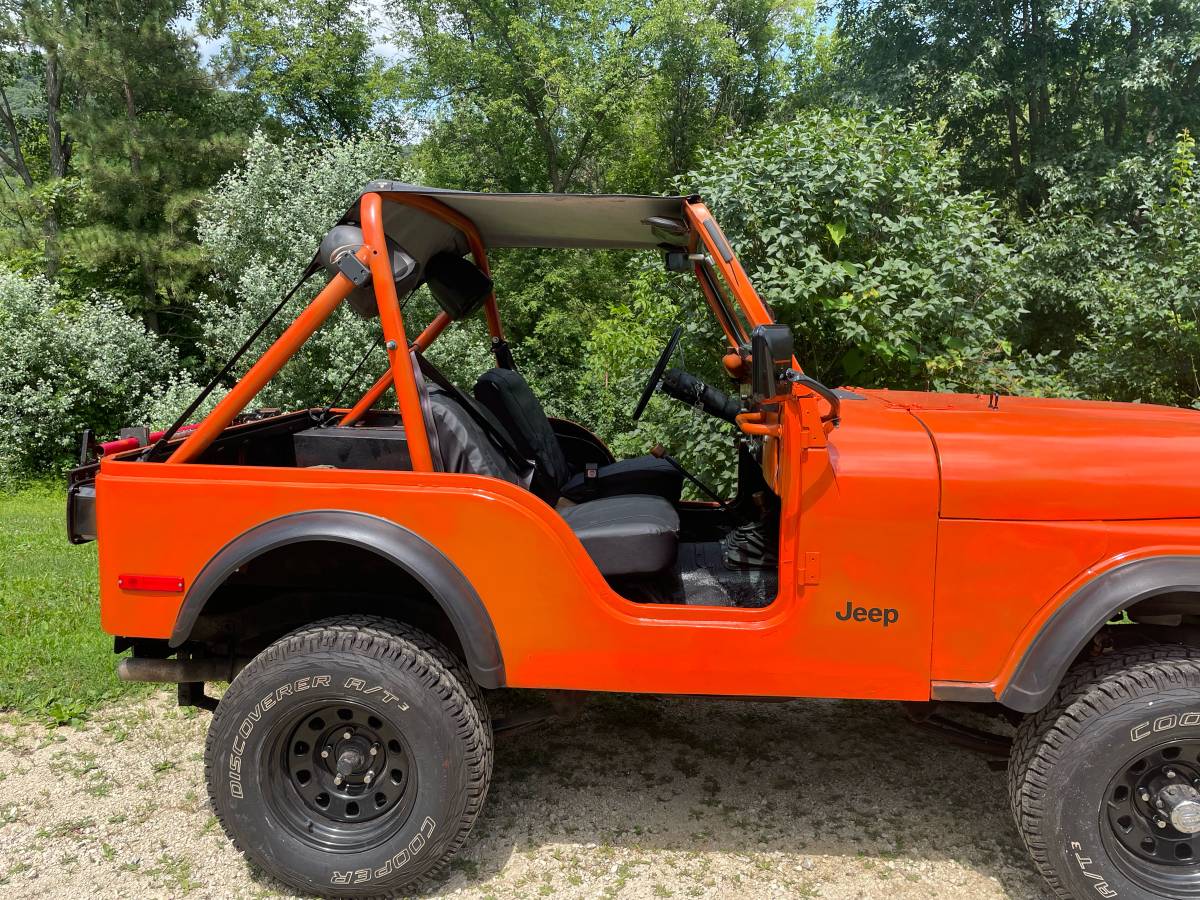 Jeep-cj5-1977-orange-4