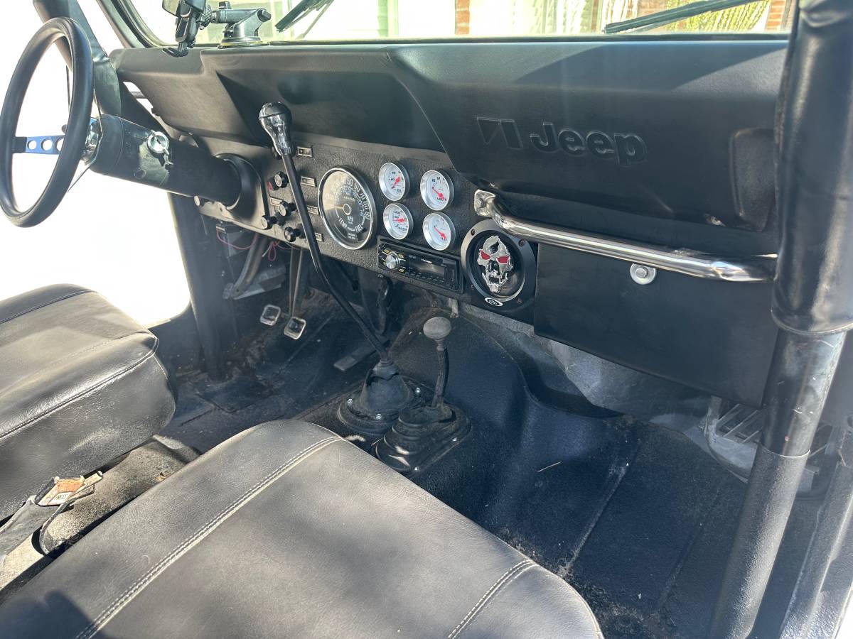 Jeep-cj5-1978-black-2