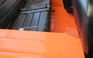 Jeep-cj5-1981-orange-4