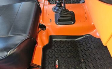 Jeep-cj5-1981-orange-5