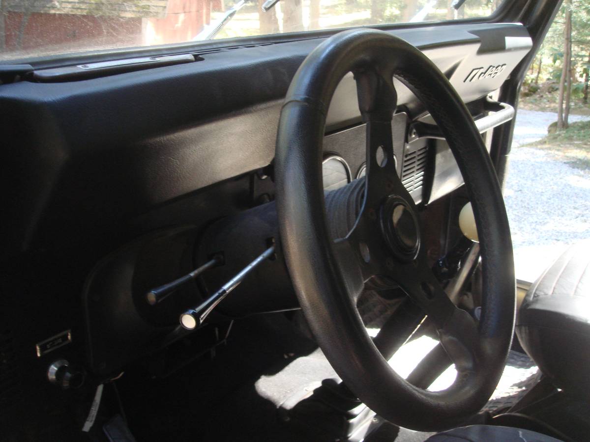 Jeep-cj5-1983-black-5