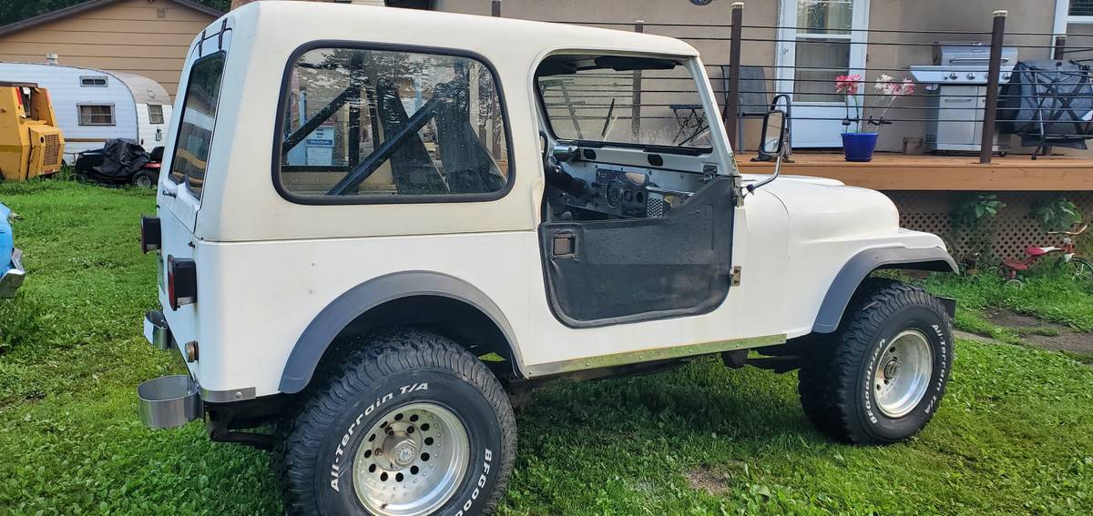 Jeep-cj7-1976-3