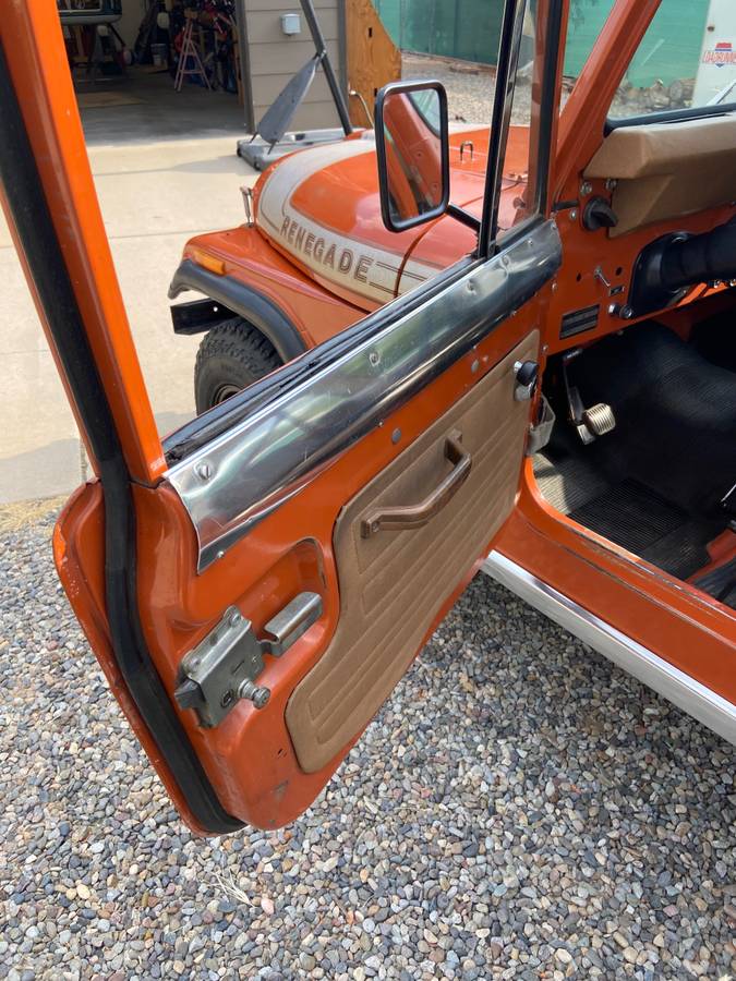 Jeep-cj7-1976-38