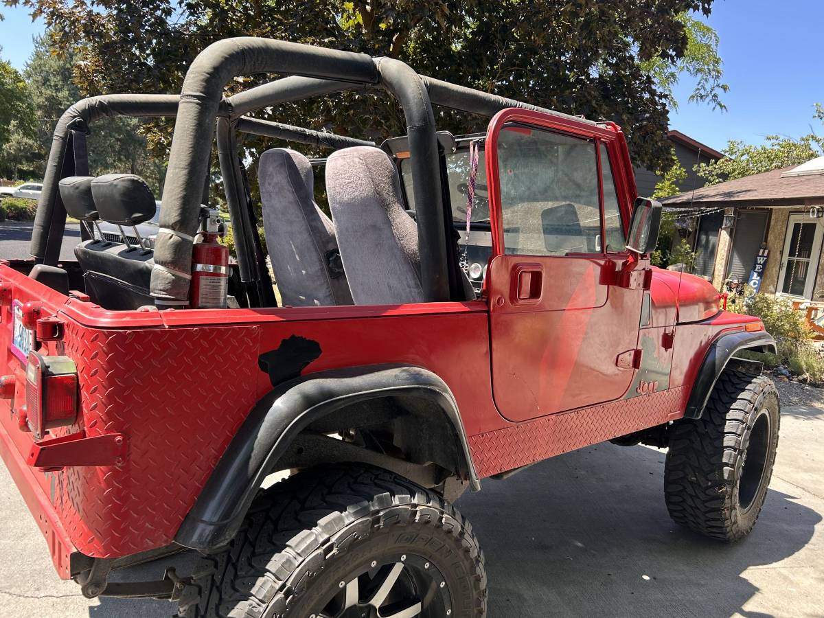 Jeep-cj7-1976-red-5