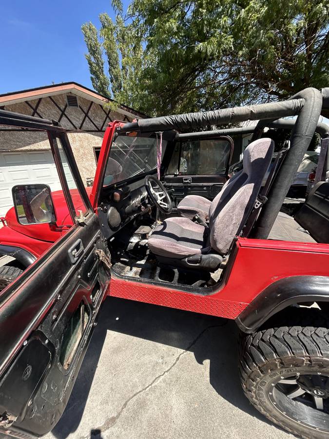 Jeep-cj7-1976-red-7