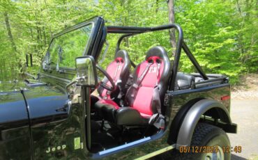 Jeep-cj7-1977-black-1