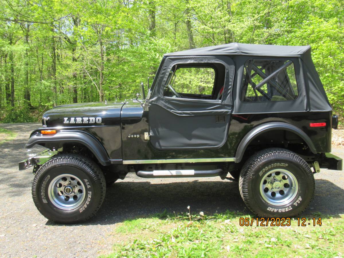 Jeep-cj7-1977-black-5
