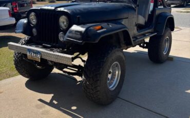 Jeep-cj7-1977-black-8