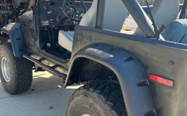 Jeep-cj7-1977-black