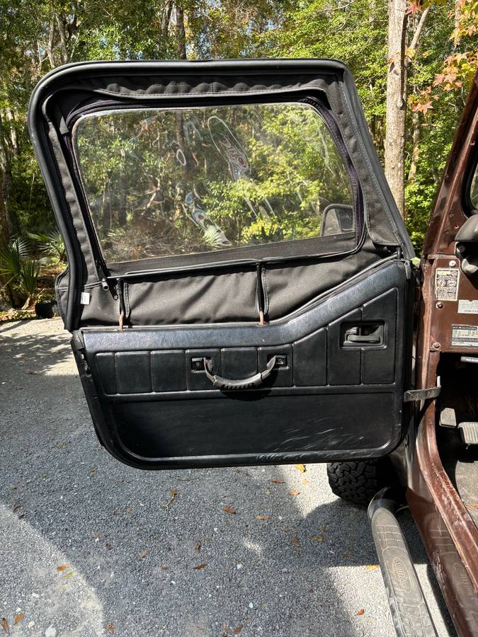 Jeep-cj7-1977-brown-4