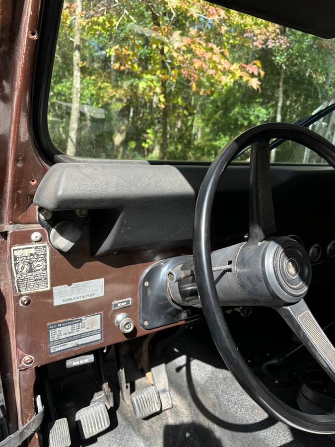 Jeep-cj7-1977-brown-5