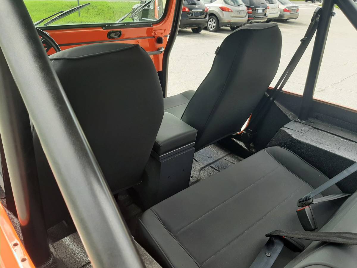 Jeep-cj7-1978-orange-8