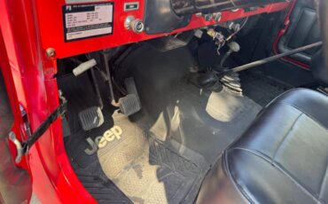 Jeep-cj7-1979-red-10