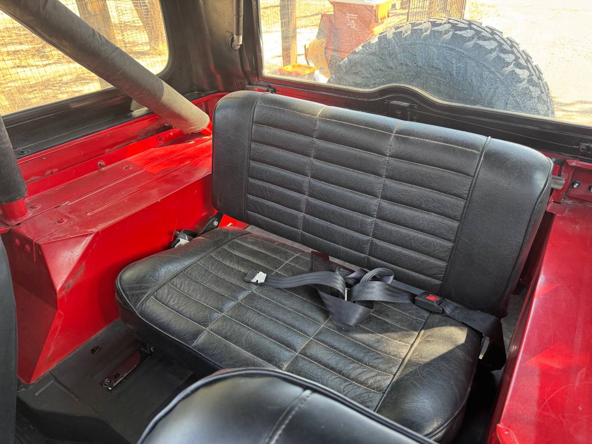 Jeep-cj7-1979-red-8