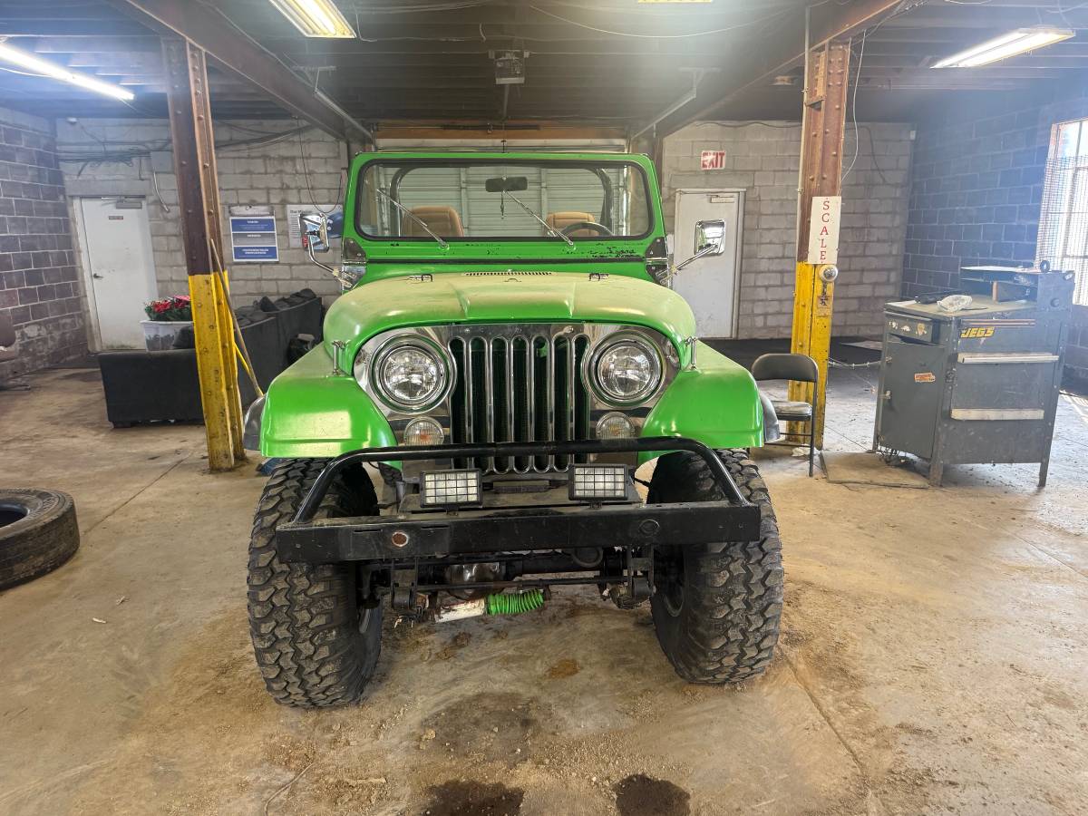 Jeep-cj7-1981-green-1