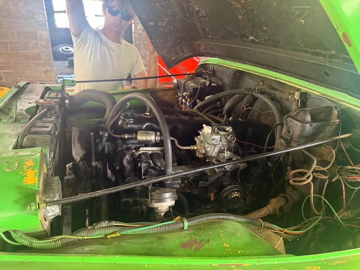 Jeep-cj7-1981-green-8