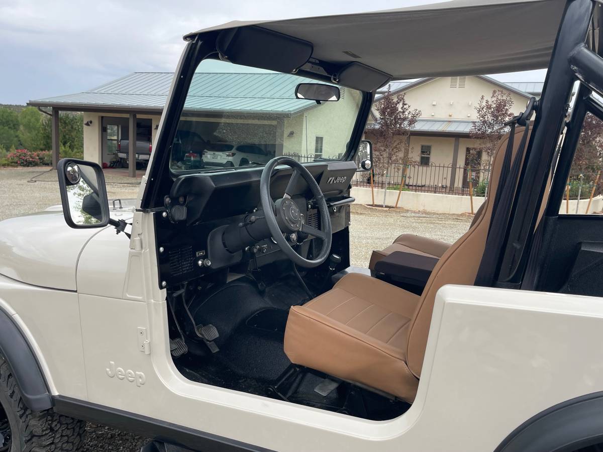 Jeep-cj7-1982-4