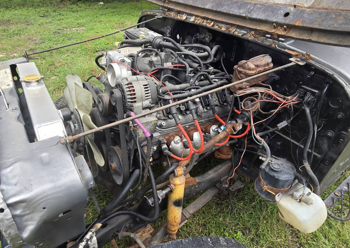 Jeep-cj7-1983-8