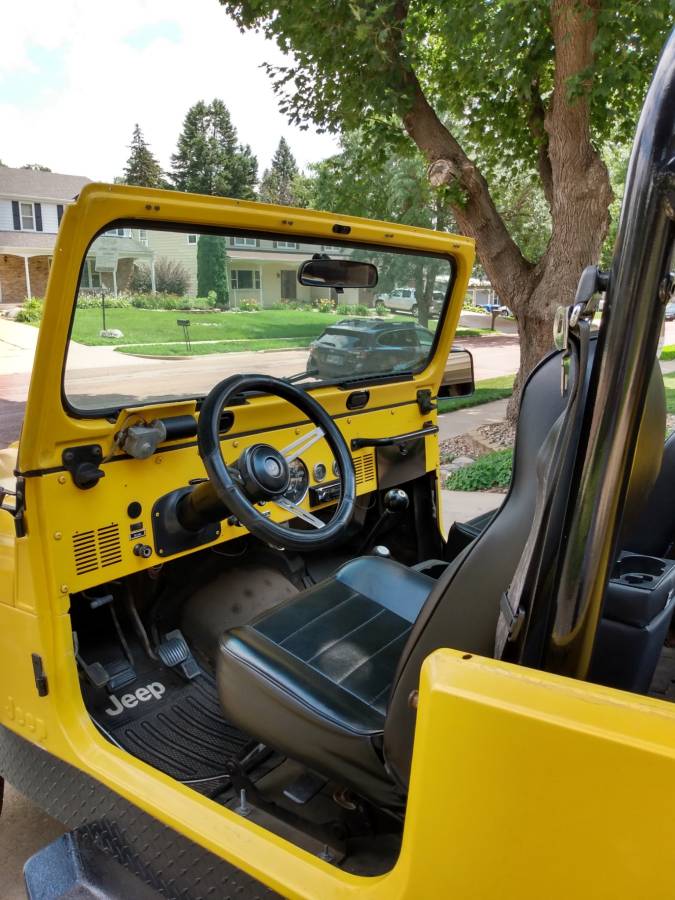 Jeep-cj7-1984-2