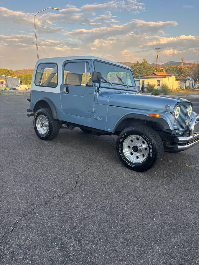 Jeep-cj7-1984-blue