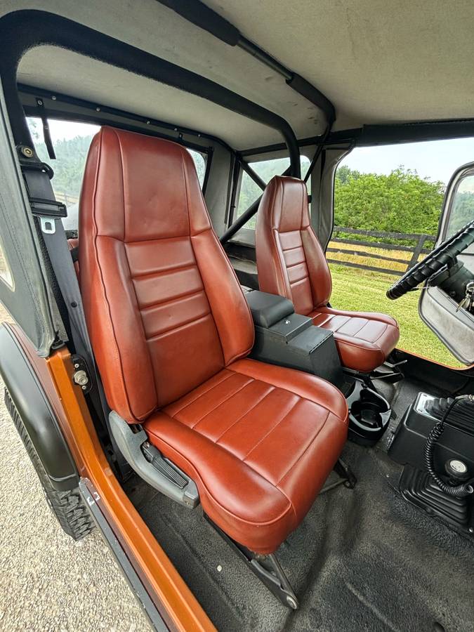 Jeep-cj7-1985-custom-4