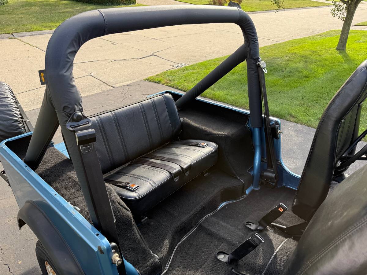 Jeep-cj7-1986-blue-6