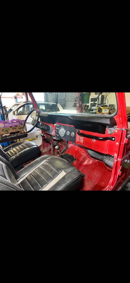 Jeep-cj7-1986-red-11
