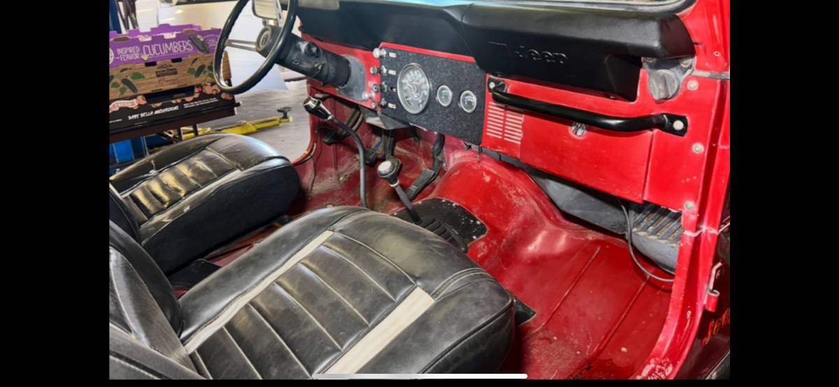 Jeep-cj7-1986-red-7