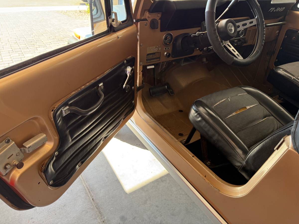 Jeep-cj7-golden-eagle-1979-brown-5