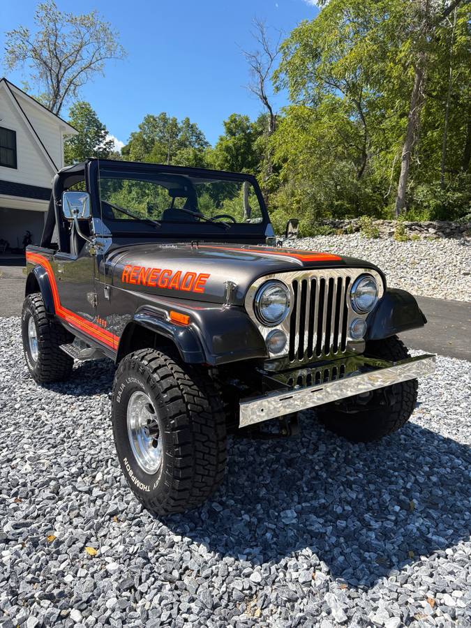 Jeep-cj7-laredo-1986-silver-11