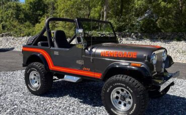 Jeep-cj7-laredo-1986-silver-3