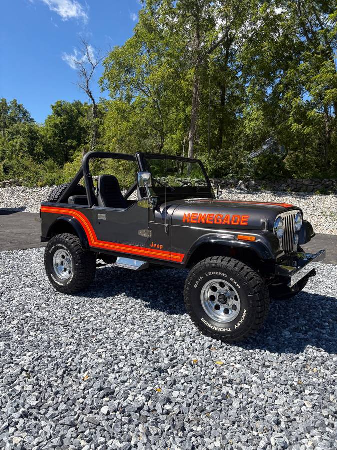 Jeep-cj7-laredo-1986-silver-3