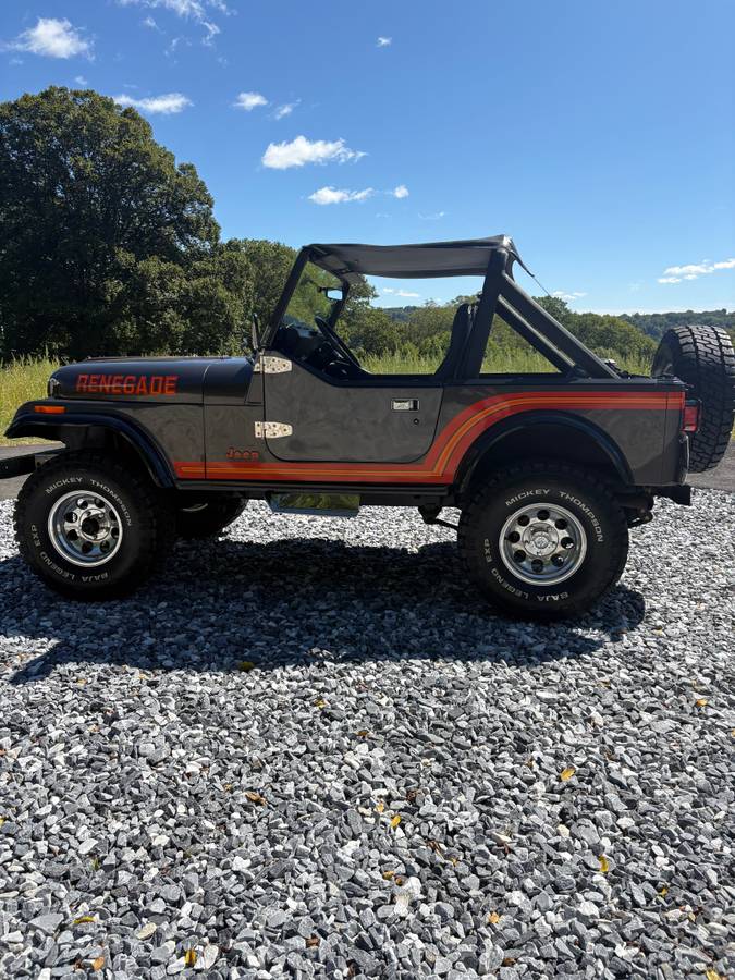Jeep-cj7-laredo-1986-silver-8