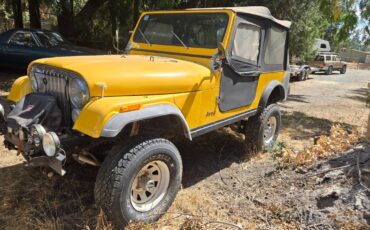 Jeep-cj7-sport-1986-yellow