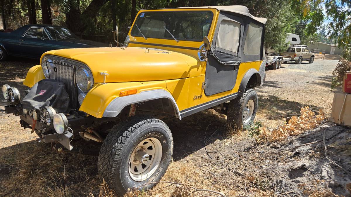 Jeep-cj7-sport-1986-yellow