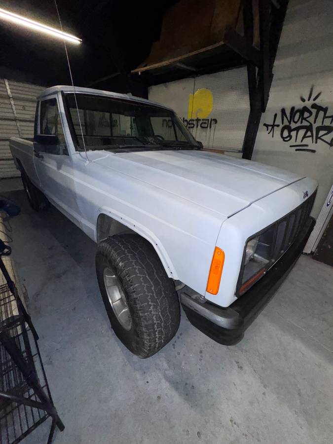 Jeep-comanche-1988-grey-9