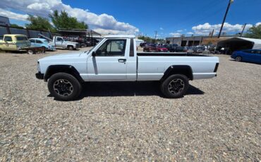 Jeep-comanche-1988-white-1
