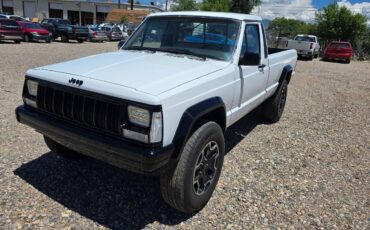 Jeep-comanche-1988-white