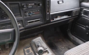 Jeep-comanche-1989-red-5