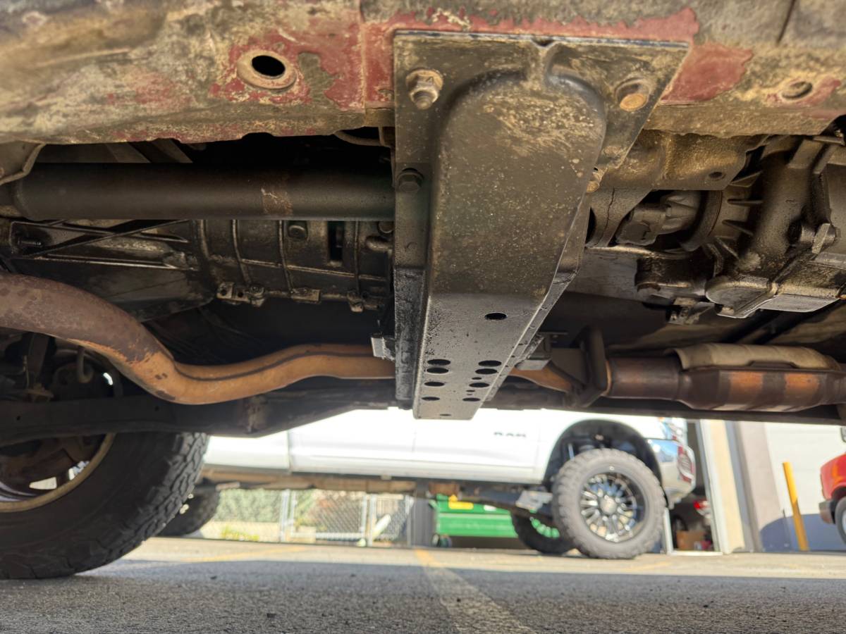 Jeep-comanche-6quot-pickup-pioneer-1987-10