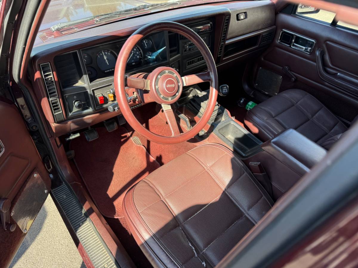 Jeep-comanche-6quot-pickup-pioneer-1987-15