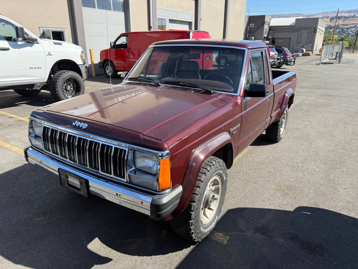 Jeep-comanche-6quot-pickup-pioneer-1987-3