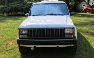 Jeep-comanche-7quot-pickup-pioneer-1988-white-5