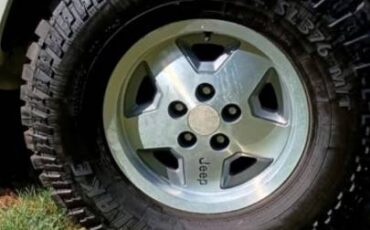 Jeep-comanche-7quot-pickup-pioneer-1988-white-8
