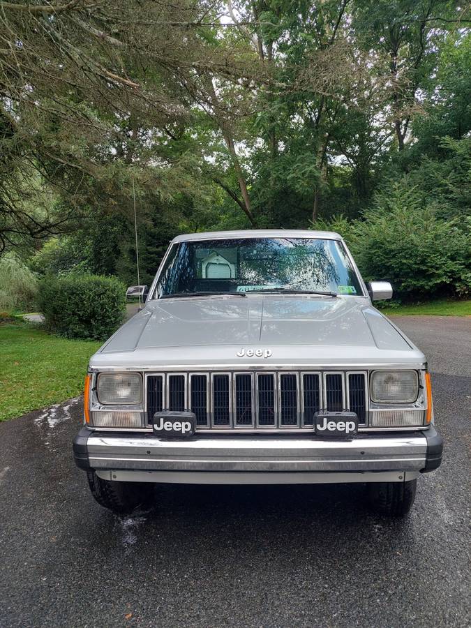 Jeep-comanche-7quot-pickup-x-1986-silver-3