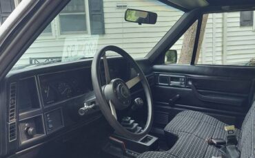 Jeep-comanche-7quot-pickup-x-1986-silver
